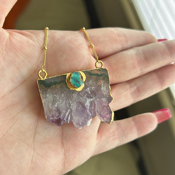 Amethyst slice necklace with turquoise accent - Picture 5 of 7